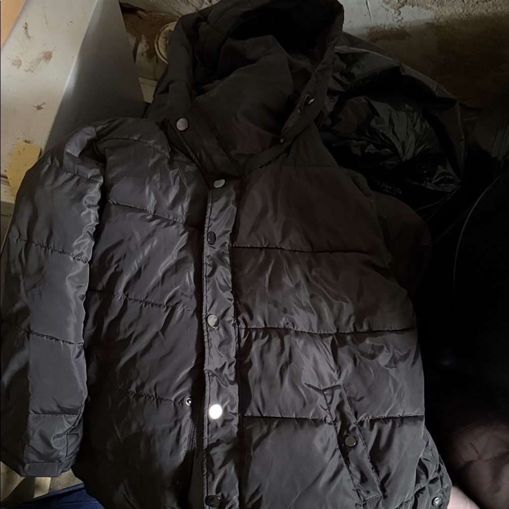 Men's Black Puffer Jacket